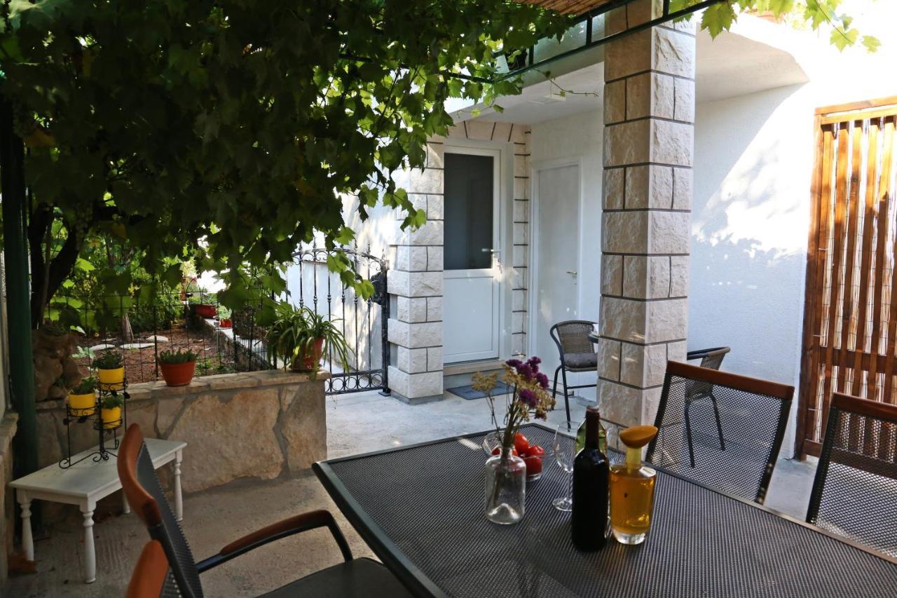 Apartment R&M Lumbarda Exterior foto