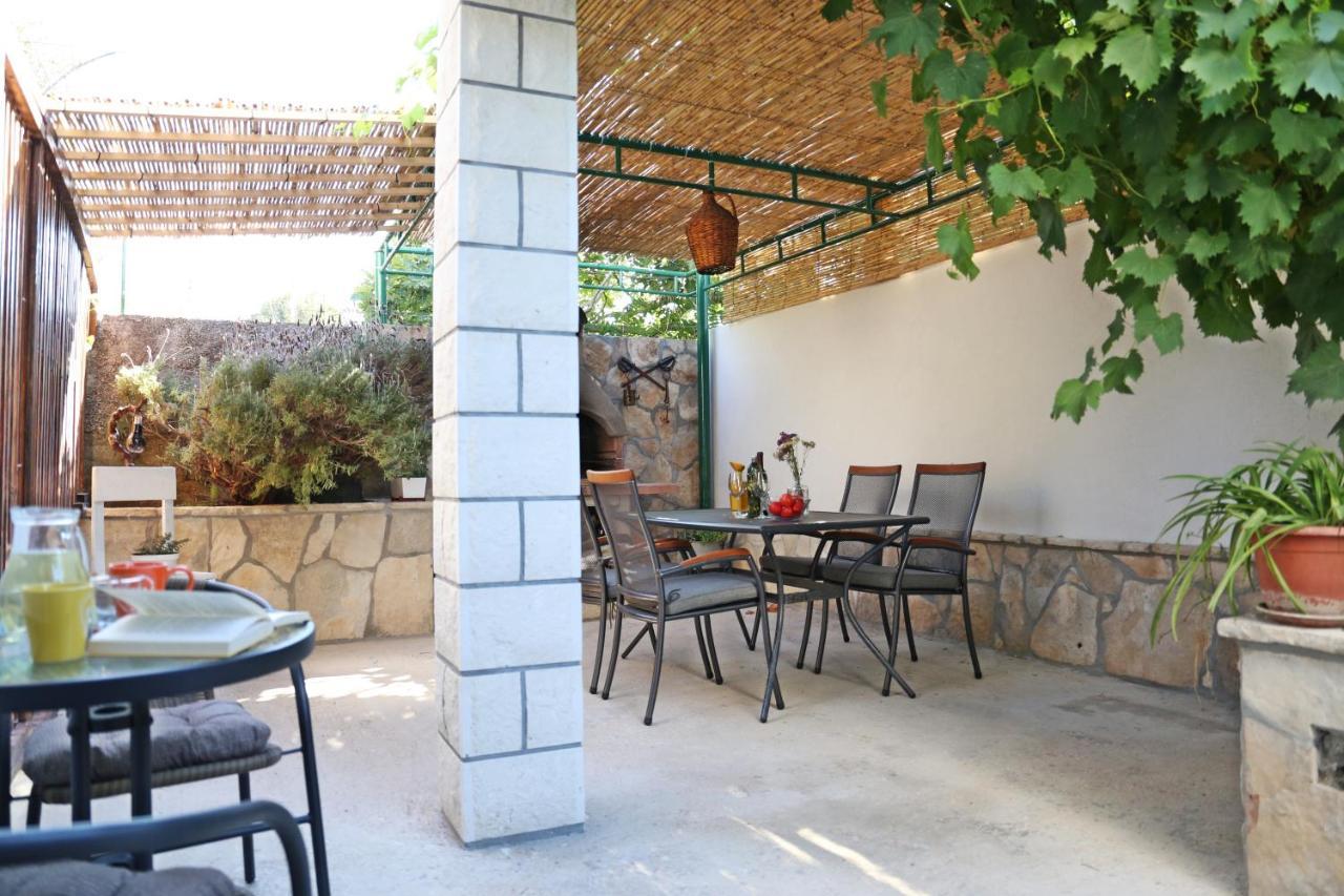 Apartment R&M Lumbarda Exterior foto